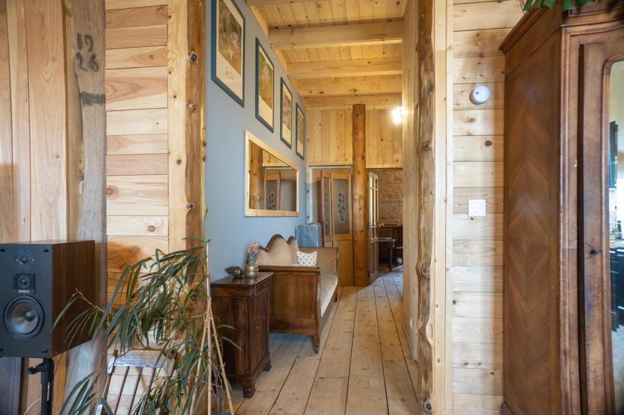 Appartement De Charme Dans Une Maison Isolee Presilly  Exterior foto