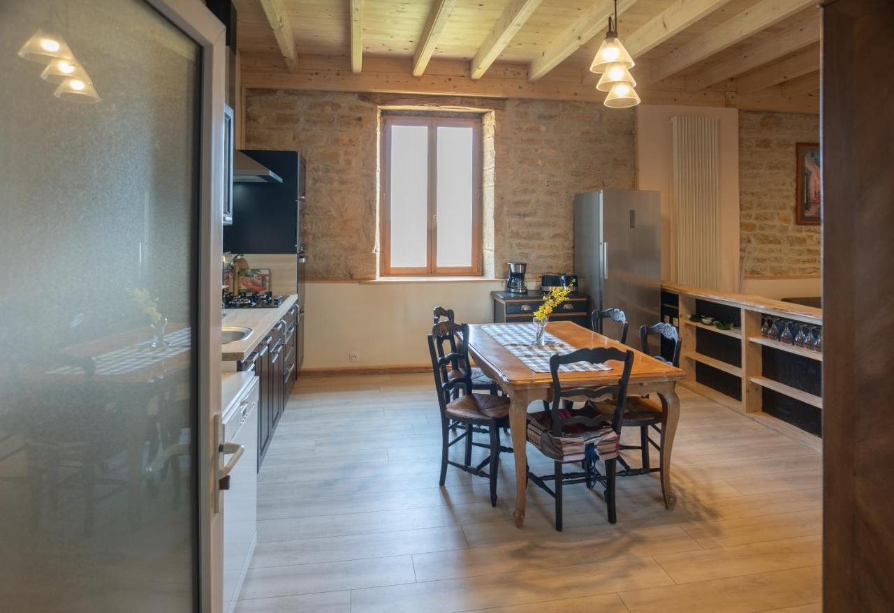 Appartement De Charme Dans Une Maison Isolee Presilly  Exterior foto